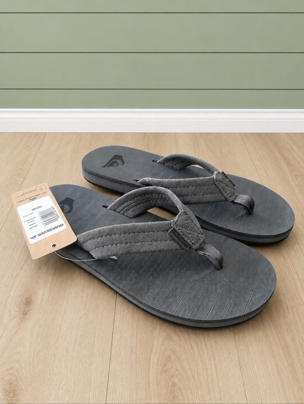 Quiksilver Carver Suede Core Boys Flip Flops Sz 6 NWT